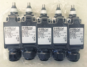 �� R+W�г��_�P���S��